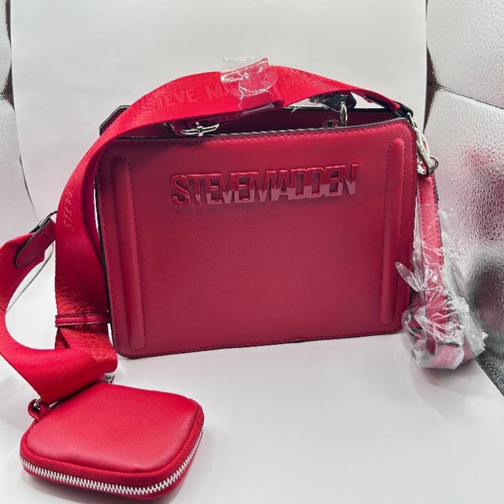 Chevy Red Steve Madden Bevelyn Crossbody bag with Airpod Pouch